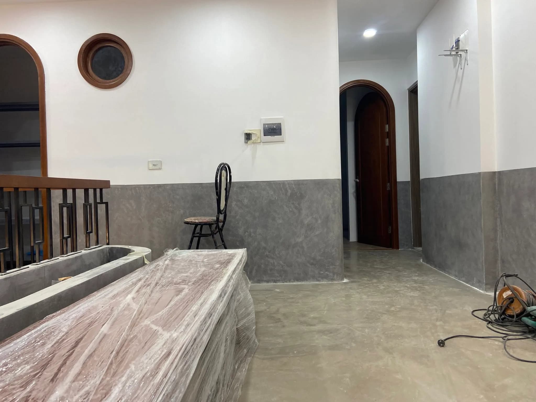 Biệt thự sắc độ bê tông — bê tông, hình ảnh thực tế 7