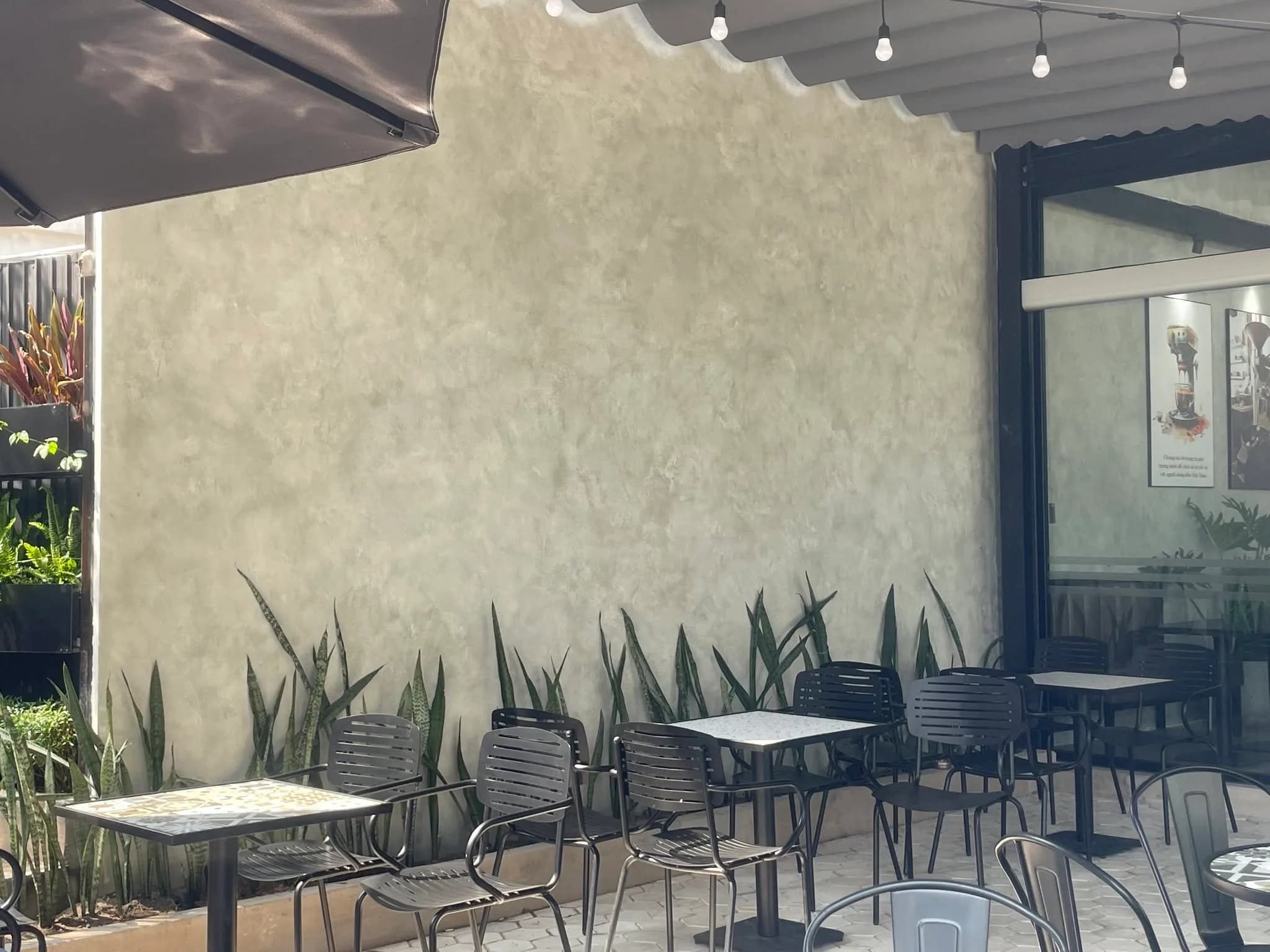 Let Coffee — chuỗi không gian bê tông — bê tông, hình ảnh thực tế 13