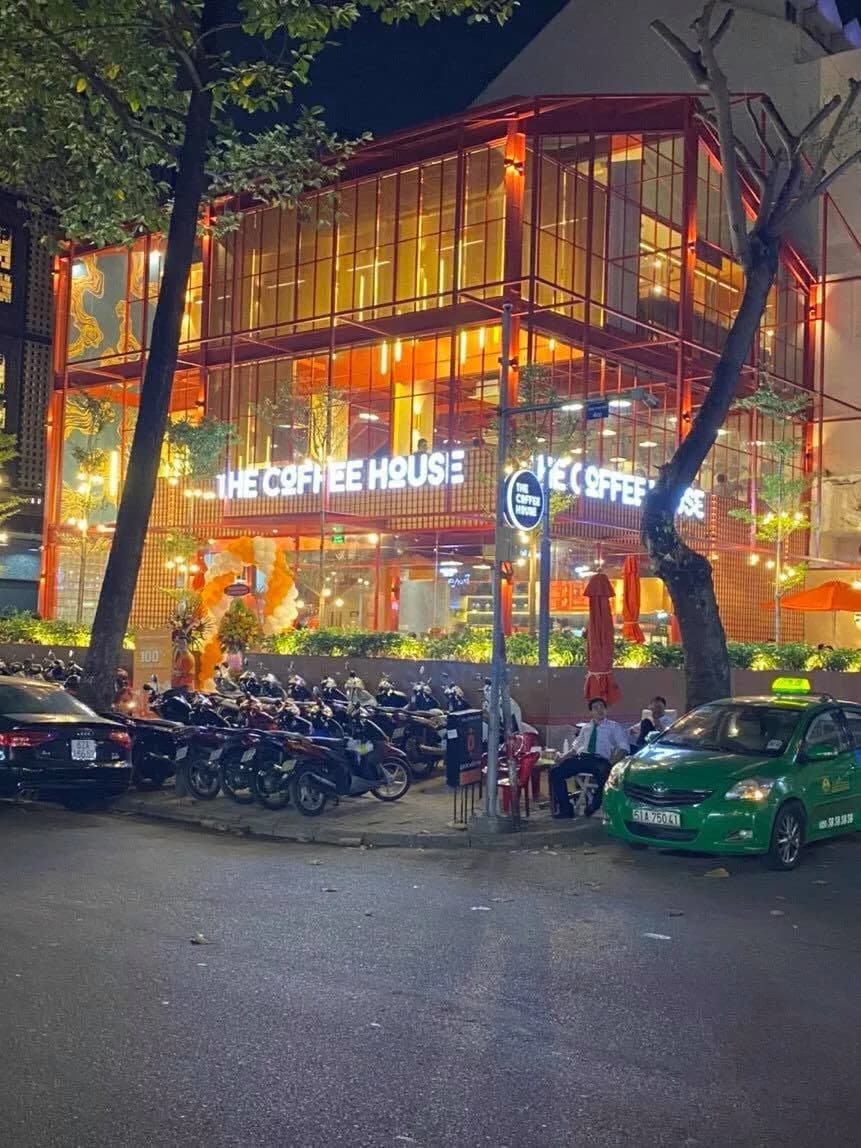 The Coffee House — mix màu theo nhận diện — mix màu, hình ảnh thực tế 21