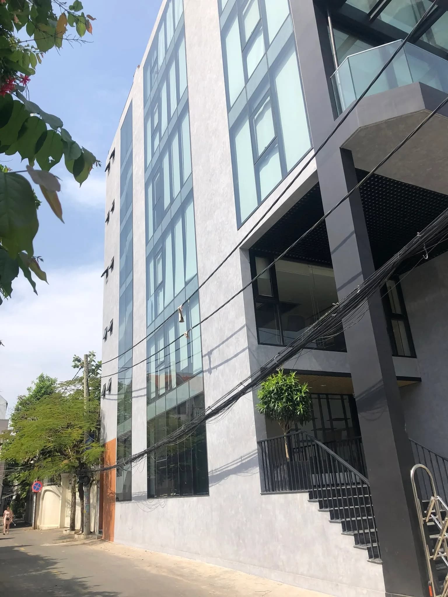 Văn phòng Trần Văn Sát — bê tông, hình ảnh thực tế 9